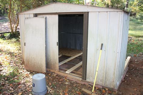 metal shed scraps into hen house|diy chicken shed conversion.